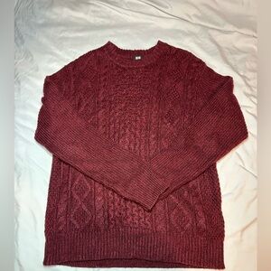 Uniqlo Men's Burgundy Crewneck Sweater